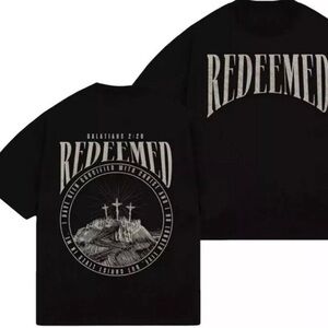 Men’s GLO Christian Streetwear Redeemed New T-Shirt  Small